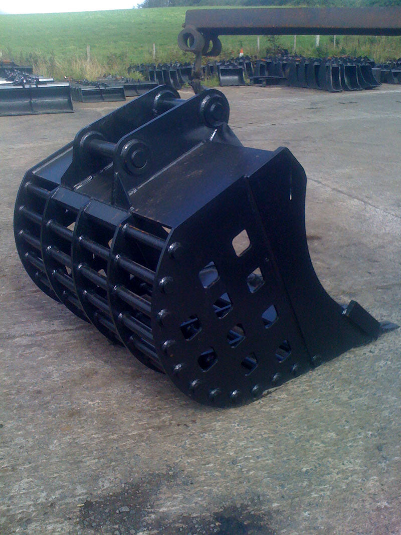 Riddle Bucket – Brian Scott Engineering